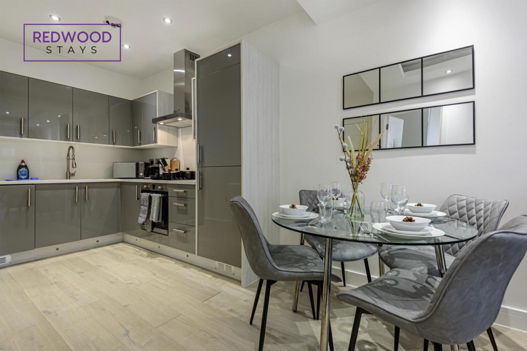 1 Bed 1 Bath Town Center Apartments For Corporates & Contractors, Wifi, Netflix And Parking On Selected Units By Redwood Stays Aldershot Bagian luar foto