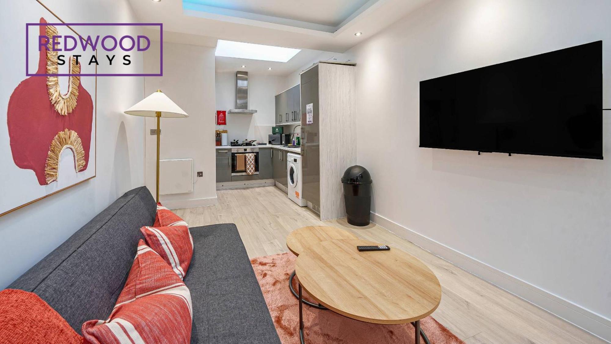 1 Bed 1 Bath Town Center Apartments For Corporates & Contractors, Wifi, Netflix And Parking On Selected Units By Redwood Stays Aldershot Bagian luar foto